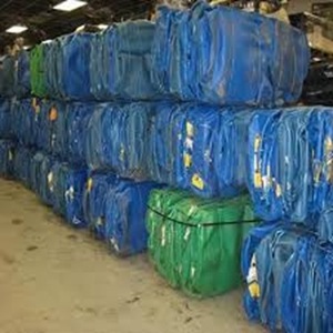 Restos de tambor azul de HDPE de bajo riesgo, alto flujo para película de alimentos y grados de fibra, accesorios para herramientas eléctricas - Product Image 2