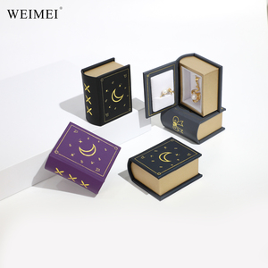 Caja de joyería personalizada WEIMEI, caja de embalaje de joyería de estilo libro de cuero hecho a mano para collar de anillo - Product Image 1