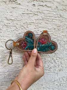 Llaveros de cuero tallados a mano, llaveros de cuero con forma exótica bonita, accesorios de cuero, llaveros bonitos para unisex - Product Image 3