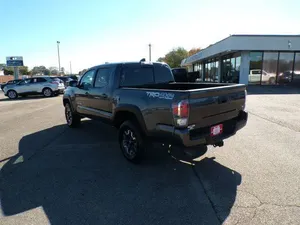 โตโยต้า ทาโคมา ทีอาร์ดี ออฟโรด ปี 2023 - Product Image 3