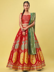 ชุดเสื้อผ้าชั้นในผ้าไหมลาย lehenga สำหรับผู้หญิงพร้อมเสื้อแจ็คการ์ดและชุด zari Work dupatta สำหรับผู้หญิง - Product Image 4