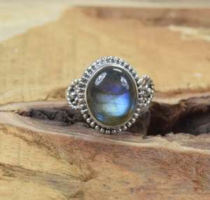 Bague en argent sterling avec labradorite, pierre précieuse ovale, bijoux faits à la main, cadeau élégant pour femmes, taille US 5 réglable - Product Image 4