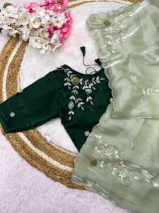 Sari Verde de Seda Satén Étnico Indio de Diseño Real, Última Moda Tradicional Exclusiva, Blusa Elegante para Novia - Product Image 2