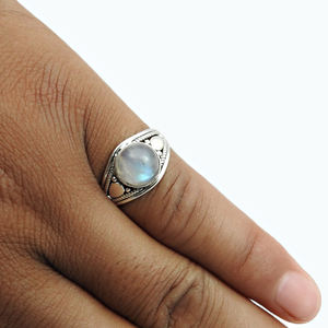 Natural Blue Fire Rainbow Moonstone 925 Sterling Silver Forma redonda Classic Pretty Ring Hecho a mano Joyería fina Proveedor al por mayor - Product Image 2
