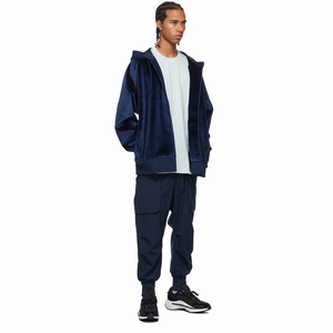 ชุดสูทผ้าฟลีซสำหรับผู้ชายชุดสูทผ้ากำมะหยี่แบบสวมหัวมีฮู้ดขนาด XS สำหรับฤดูหนาวลายดีไซเนอร์ - Product Image 4