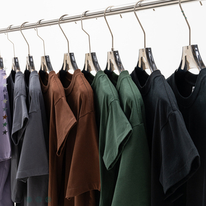 T-shirts pour hommes en gros, poids lourd, 100% coton, tricotés, coupe ample, imprimés sur mesure, options de tailles unisexes et grandes tailles - Product Image 4