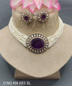 ชุดสร้อยคอแบบคลาสสิกประดับมอยส์ซาไนต์ เมฮันดี คันดัน ประดับเพชรซิร์คอนบนทองเหลือง สำหรับงานปาร์ตี้-SKU KN 083 SL/D-4 - Product Image 4