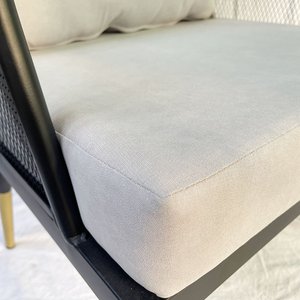 Sofá con cojín cuadrado tapizado en gris y estructura extensible de hierro negro para salas de estar GSD68042 - Product Image 5