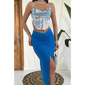 Jupe fendue en satin bleu avec ajustement réglable – Vente en gros - Product Image 2