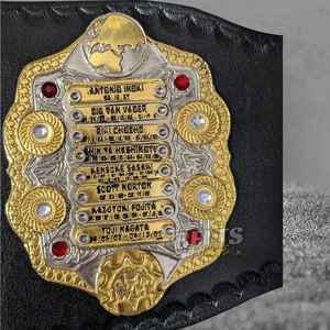 Diseño personalizado Wwe Campeonato Indiscutido Cinturones de lucha libre Sialkot Pakistán Correa de cuero Campeón mundial de peso pesado Ronpex - Product Image 3