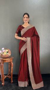 Agregue un toque de glamour con nuestros saris de rayón tradicionales que ofrecen una opción ligera y transpirable para usar en fiestas - Product Image 5