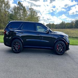 ¡Oferta Imperdible! Dodge Durango SRT Hellcat 2021 Súper Limpio, ~480 Millas, 710 HP, Motor V8 Supercargado, Tracción Total, Asientos de 3 Filas, SUV de Lujo - Product Image 2