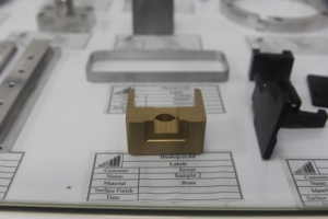 Servicios de mecanizado de metales CNC personalizados Componentes de alta precisión - Product Image 6