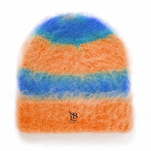 Bonnet en maille de nouvelle conception du fabricant OEM, logo personnalisé, streetwear hip-hop, chapeau en mohair duveteux pour le cyclisme hivernal, personnalisé - Product Image 3