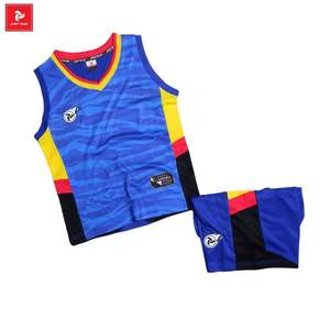 Uniforme sportif de luxe personnalisé Nouvel ensemble de maillots de basket-ball OEM à la mode pour enfants Vente en gros de pulls chauds respirants à bon prix - Product Image 3