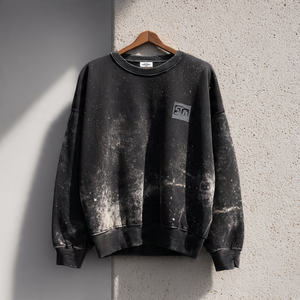 เสื้อสเวตเชิ้ตสไตล์สตรีทผู้ชาย สีซีดแบบโดนแดด ลายพิมพ์พองตัว โลโก้แบรนด์ ลำลอง ทรงหลวม โอเวอร์ไซส์ ปักลาย วินเทจ - Product Image 1