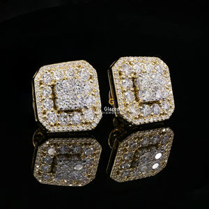 Pendientes de tuerca de moda helados en plata de ley 925 y diamantes cultivados en laboratorio de corte brillante redondo en claridad VVS - Product Image 4