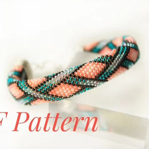 Brazalete de abeja con cuentas hecho a mano-Brazalete para mujeres y niñas - Product Image 1