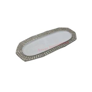 Customizable <b>White</b> <b>and</b> Golden Metal Serving Tray Standard Quality <b>Kitchen</b> <b>Accessories</b> for Sale - Product Image 4