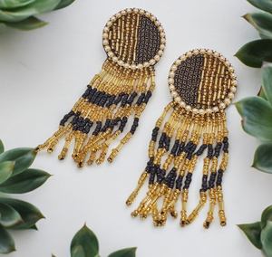 ต่างหูลูกปัดเย็บปักแบบลูกปัดหลากสีตามสั่งสำหรับผู้หญิงเครื่องประดับสำหรับปาร์ตี้ในราคาที่ดีที่สุดต่างหูลูกปัดผลิตในอินเดีย - Product Image 2