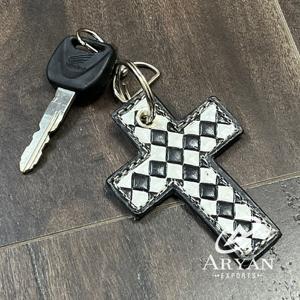 Porte-clés en cuir de vache à motif à carreaux en gros avec fermoir en métal durable à motif diamant, cadeau religieux tendance - Product Image 1