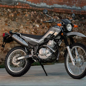 MEILLEURES VENTES QUALITÉ SUPÉRIEURE Yamaha XT250 249cc Moteur monocylindre 4 temps refroidi par air à 2 soupapes - Product Image 1