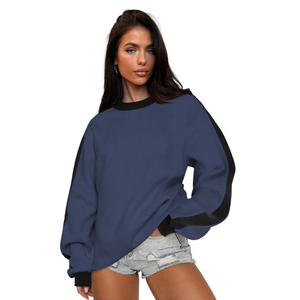 Sudadera Oversize Blanca para Mujer con Mangas en Contraste, Cuello Redondo, Manga Larga, Estilo Casual, Marca Privada OEM Trackstar - Product Image 2