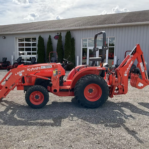 2022 Kubota L2501 Tractor 4x4 W/LA525 Cargador frontal con cucharón de fijación rápida estilo Skid Steer - Product Image 3