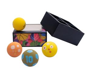 Mini balones de fútbol de goma duraderos para niños coloridos IRIS para patio trasero y playa - Product Image 1