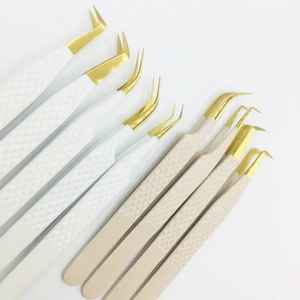 Pinzas para Extensión de Pestañas de Acero Inoxidable de Alta Calidad, Duraderas, Antiestáticas, de Precisión, con Punta de Fibra, Blancas y Doradas, Antideslizantes y Personalizables - Product Image 3