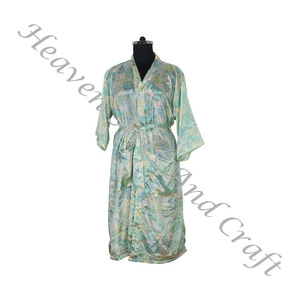 KL003 bohème indien fait à la main Vintage soie Sari imprimé fleuri vêtements de nuit peignoir Maxi robe ethnique plage été en gros - Product Image 2