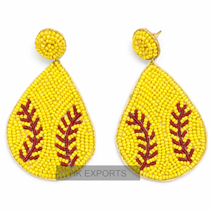 Pendientes colgantes de suéter con cuentas de lágrima de softbol, hechos a mano, joyería deportiva llamativa, chapados en oro para mujer - Product Image 1
