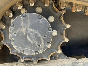 2022 KUBOTA SVL75-2 Mini chargeuse compacte puissante avec les accessoires les plus vendus Prix compétitif Noyau de moteur d'occasion - Product Image 6