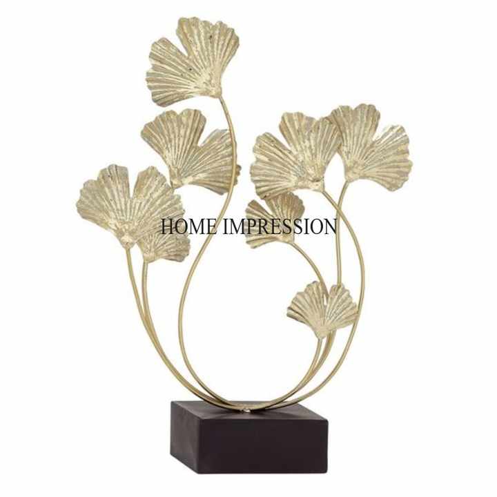 Latest Pattern Arrival Exclusive Quality Metal Made Calla Lily Flowers Designer High Grade Gold Plated Home Decorative Sculpture