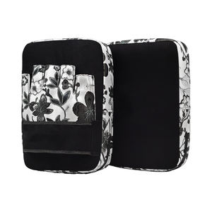 Coussin de bras en cuir PU EVA durable avec logo personnalisé Focus Shield pour la boxe et les arts martiaux - Product Image 5