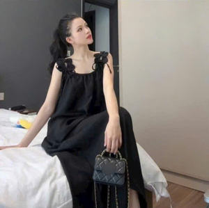 Jolie robe longue pour femmes décontracté confortable Satin Odm lavable chacun dans un sac en poly du fabricant du Vietnam - Product Image 6