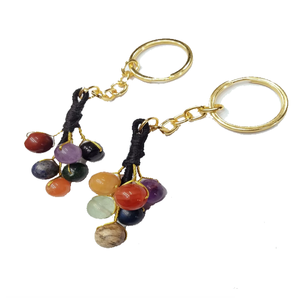 Llavero de cuarzo con cuentas de 7 Chakras crudas de piedra natural de alta calidad, llavero de cristal de piedras preciosas doradas envuelto curativo, mayorista - Product Image 1