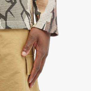 T-shirt gaufré à manches longues de haute qualité pour hommes confortable et élégant pour une tenue décontractée et des tenues de tous les jours - Product Image 4