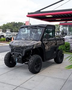 รถอเนกประสงค์ Polaris Ranger 4x4 UTV ลายพราง พร้อมห้องโดยสารแบบปิด และกระบะท้าย  ยี่ห้อ CFMOTO  ระบบขับเคลื่อนไฟฟ้า 4WD - Product Image 1