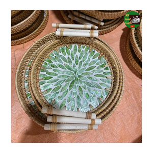 Bandeja de Servicio de Mimbre y Madreperla Más Vendida, Bandeja de Mimbre Natural Tejida a Mano para Decoración del Hogar y Venta al por Mayor - Product Image 1