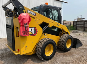 Chargeuse compacte CAT 25203 (utilisée) Excellent état, prêt à expédier - Product Image 2