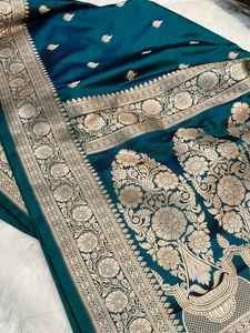 Magnifique sari traditionnel en soie Mashru de Banarasi, tissu doux et lisse, couleurs vibrantes, parfait pour les tenues de fête. - Product Image 3