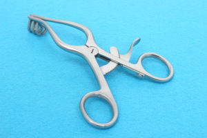 Mayomed เครื่องดึงรั้งตัวเอง3x3เกรดสูงได้รับการรับรองด้วยมือเครื่องมือผ่าตัดที่มีปลายทื่อขนาดกำหนดเองได้ - Product Image 2