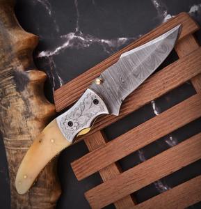 Couteaux pliants de poche personnalisables Édition limitée Acier Damas Couteaux pliants de poche personnalisables Couteaux en acier personnalisés - Product Image 6