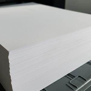 กระดาษถ่ายเอกสาร A4สีขาวผิวเรียบพิมพ์ลายฟรีสำหรับโรงเรียนสำนักงาน OEM และบรรจุภัณฑ์ตามสั่งมีให้เลือก - Product Image 6