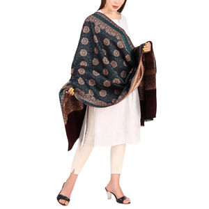 Colección de Invierno 2026, Bufandas de Lana Larga de Alta Calidad, Lisas, con Estampado de Cachemira, Logotipo Personalizado para Damas - Product Image 3