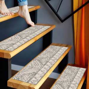 Geometric Pattern Printed Rug - Modern Design for Home Decor,Step Rug - Product Image 5