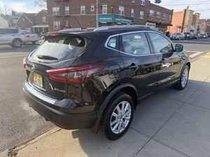 Nissan Rogue Sport SV AWD 2021 Usado (LHD/RHD) - Product Image 3