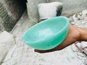 Cuencos modernos redondos de resina de gran tamaño para frutas y ensaladas con cuencos hechos a mano de alta calidad en varios colores gratis - Product Image 5