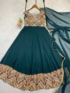 Robe Anarkali en Georgette brodée avec sequins et dupatta ample, idéale pour les fêtes, séchage rapide, vente en gros, haute qualité, prix bas - Product Image 4